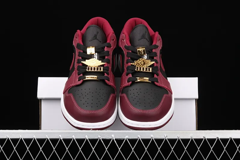 All categories Air Jordan Jordan series basketball shoes Air Jordan 1 Low G version pure original Air Jordan1 Low AJ1 Joe 1 black wine red metal flying wings reverse low-top basketball shoes DB6491-600
